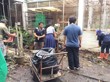 นิสิตพืชไร่นา รวมตัวกันทำความสะอาดและพัฒนาโรงเรือนทดลอง ภาควิชาพืชไร่นา คณะเกษตรศาสตร์ — ภาพที่ 13